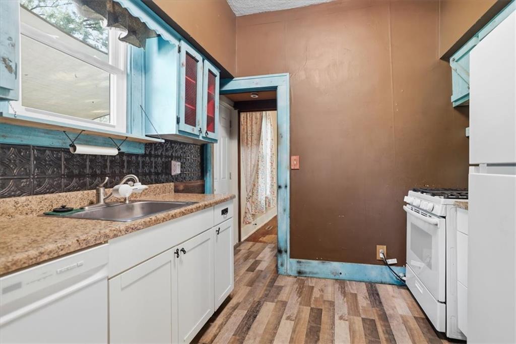 209 Maple Street Property Photo 8