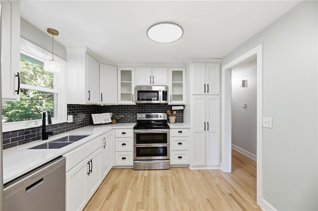 6624 Marty Street Property Photo 15