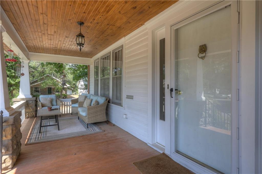124 W Monroe Street Property Photo 7