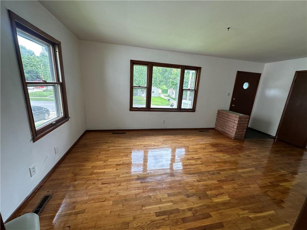 1906 S 22nd Street Property Photo 4