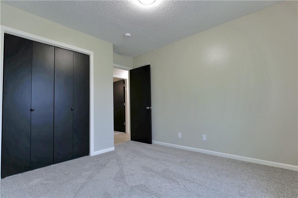 1215 Susan Street Property Photo 16