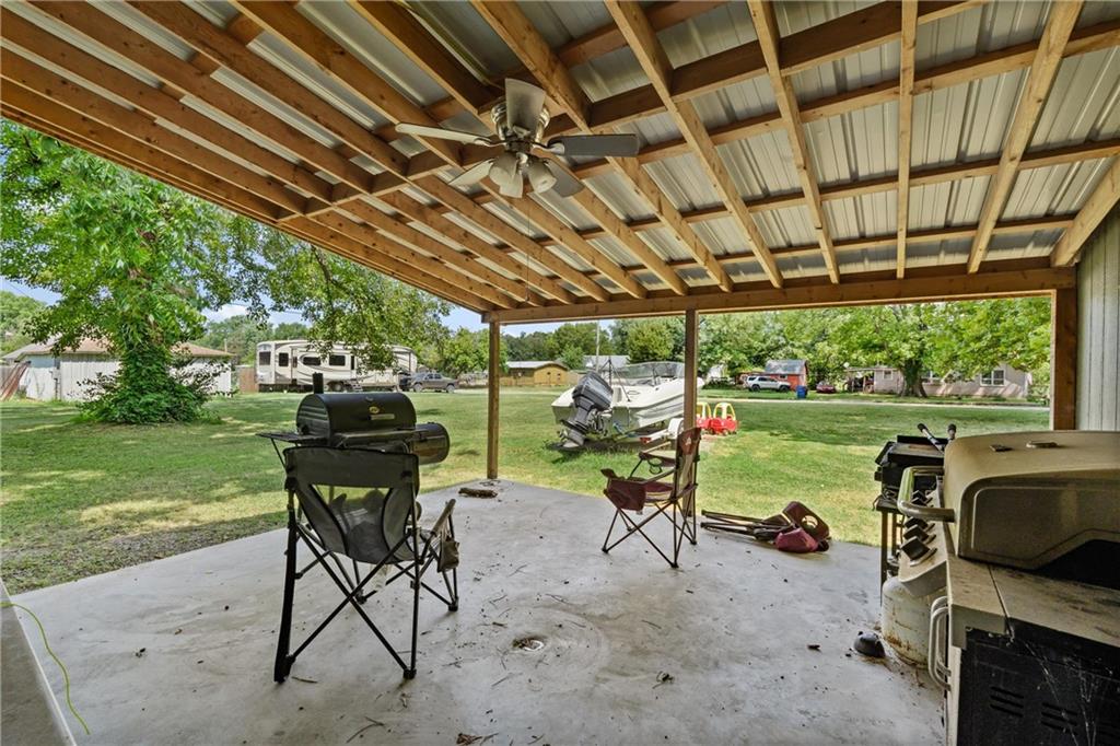 509 N State Street Property Photo 23