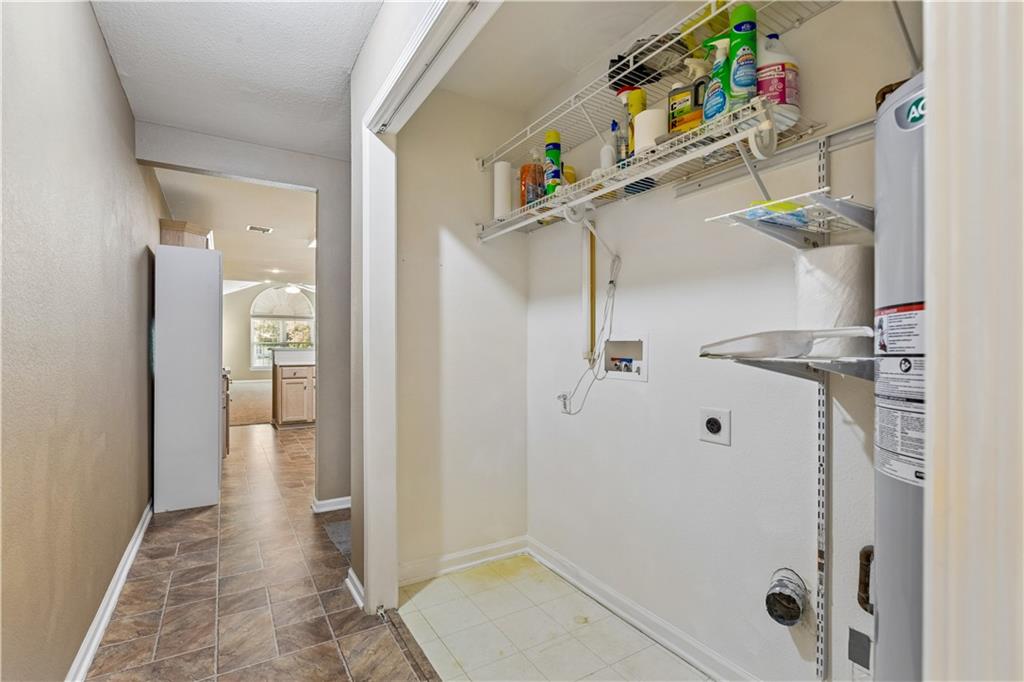 931 Ne Devon Drive Property Photo 22