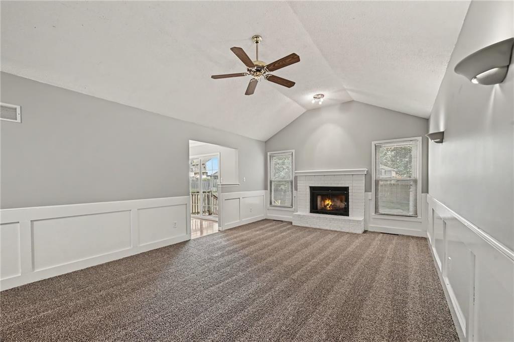 107 Nw Leann Drive Property Photo 11