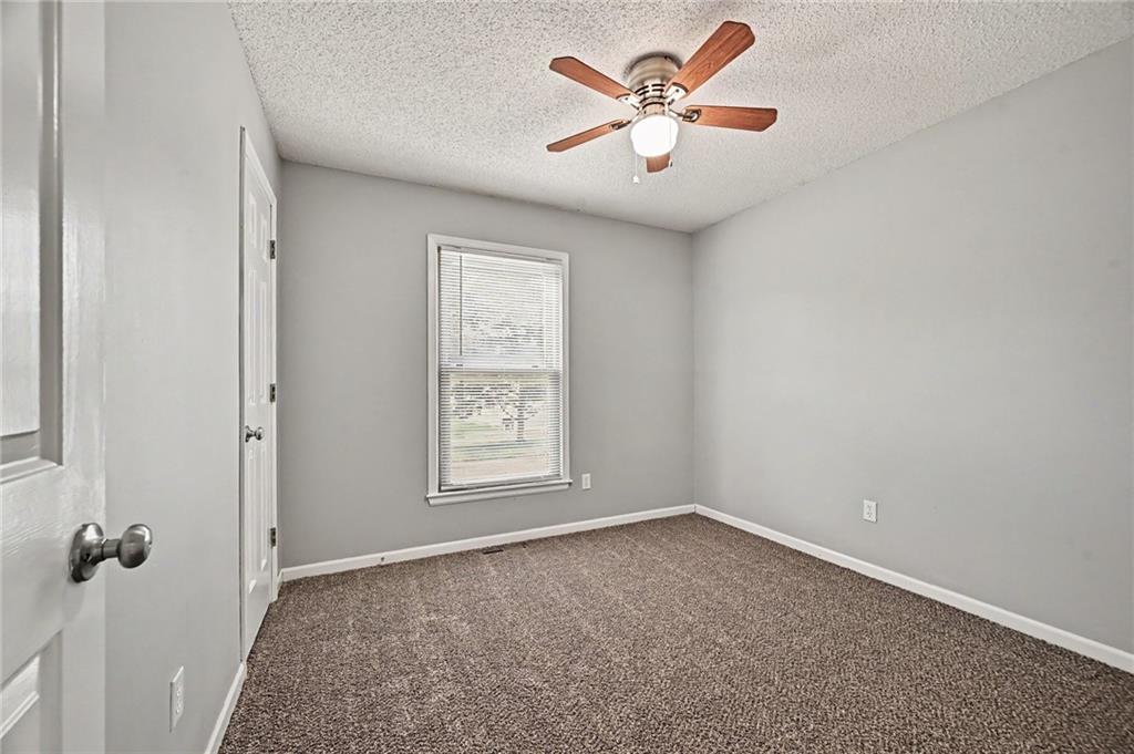 107 Nw Leann Drive Property Photo 16