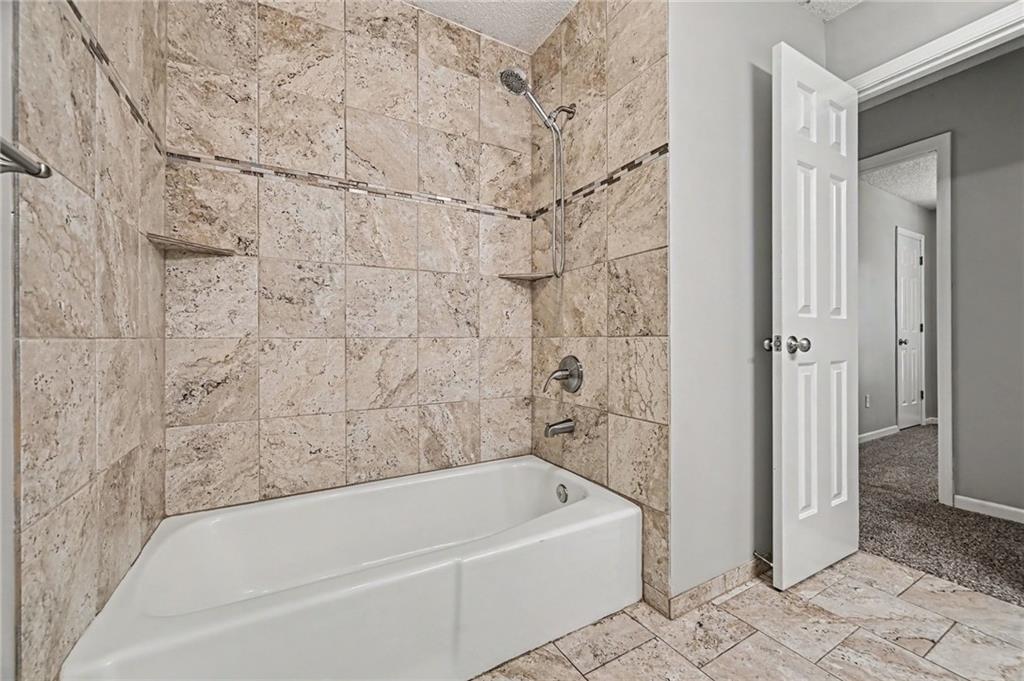 107 Nw Leann Drive Property Photo 19