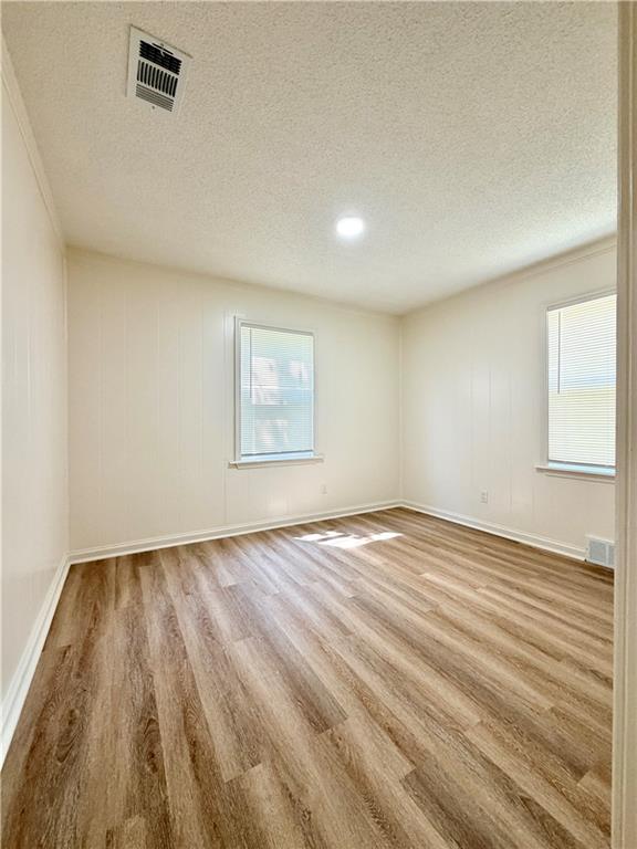 224 S Central Street Property Photo 18