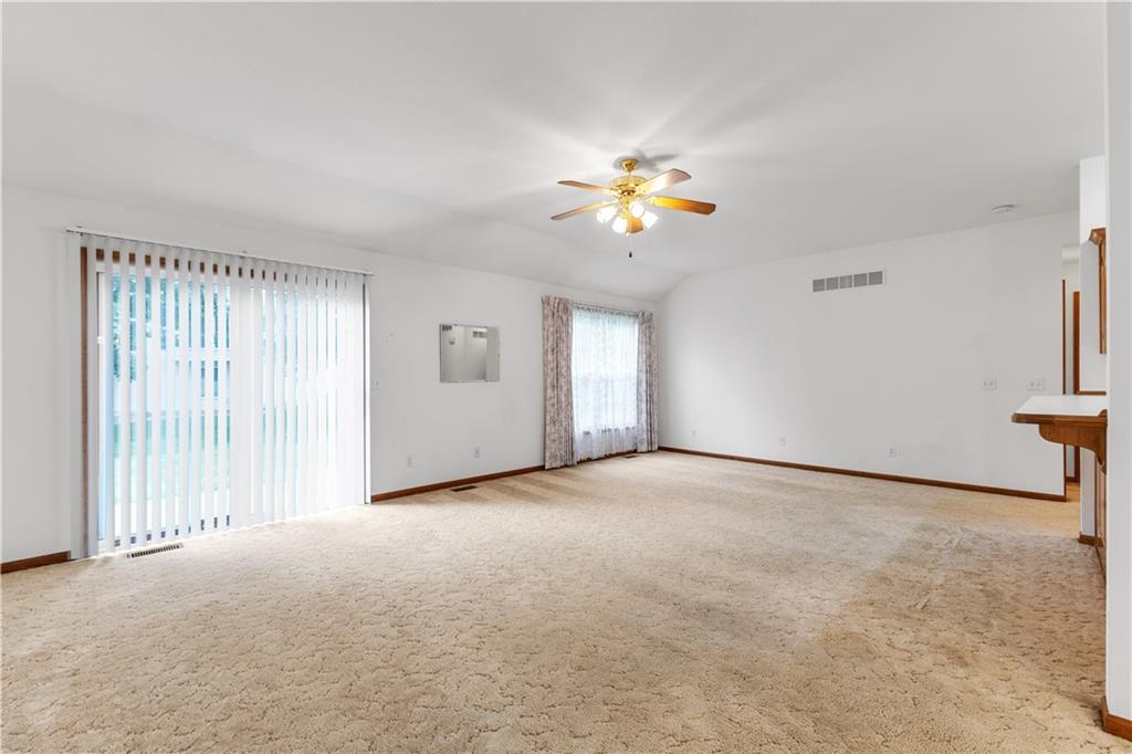 4909 Ashbey Drive Property Photo 6