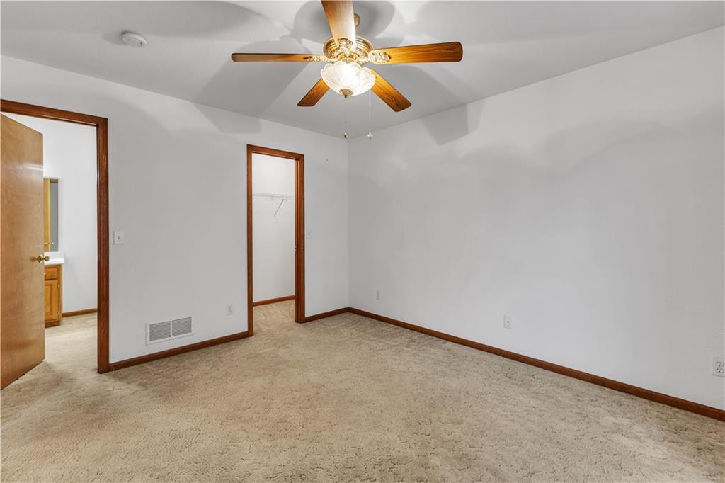 4909 Ashbey Drive Property Photo 20