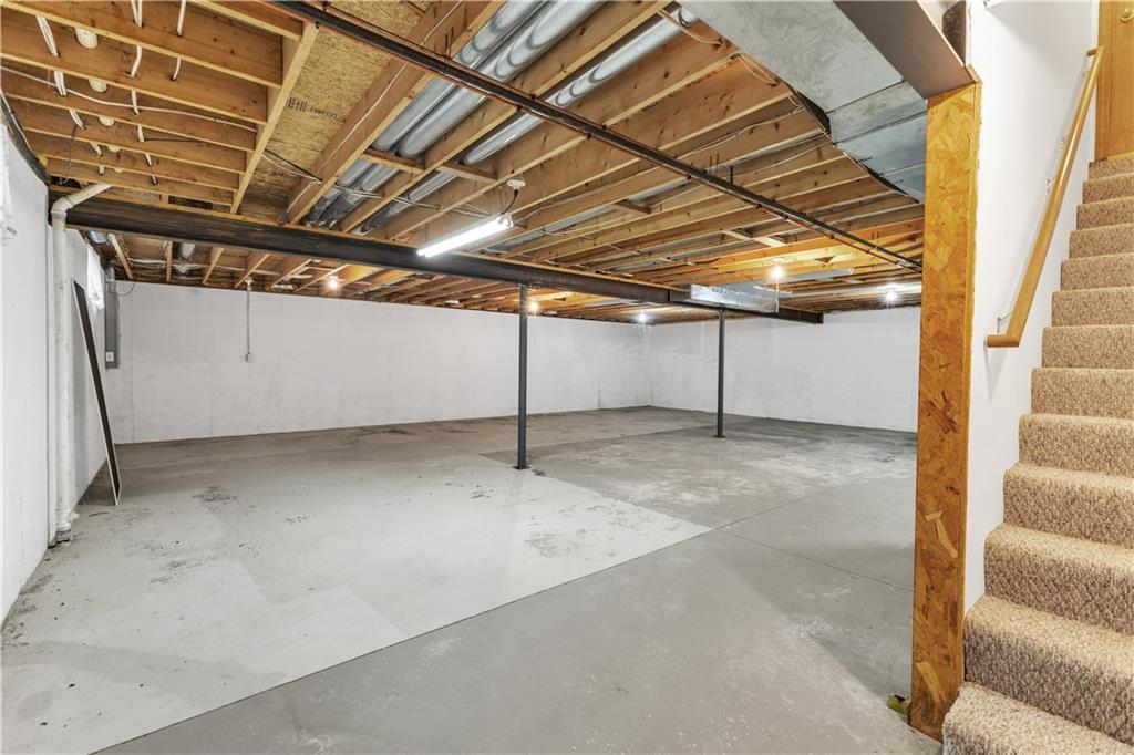 4909 Ashbey Drive Property Photo 33