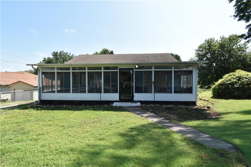 3715 N River Boulevard Property Photo 2
