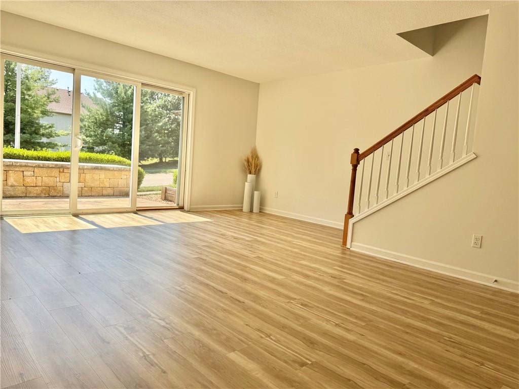 5402 N Fairmount Avenue Property Photo 17