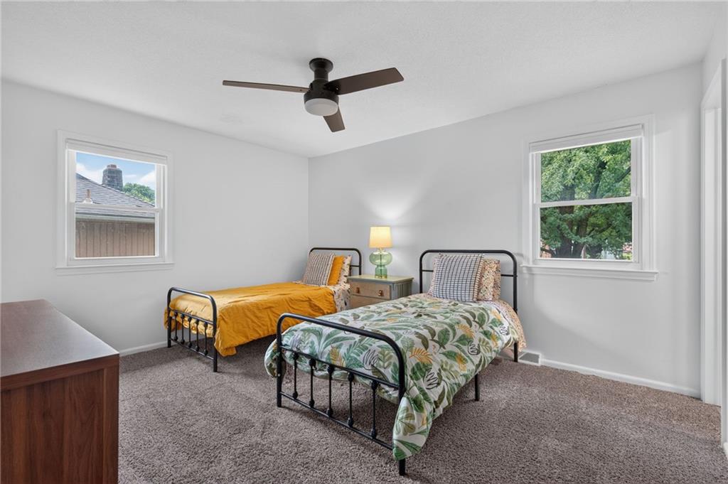 12918 Sycamore Avenue Property Photo 20