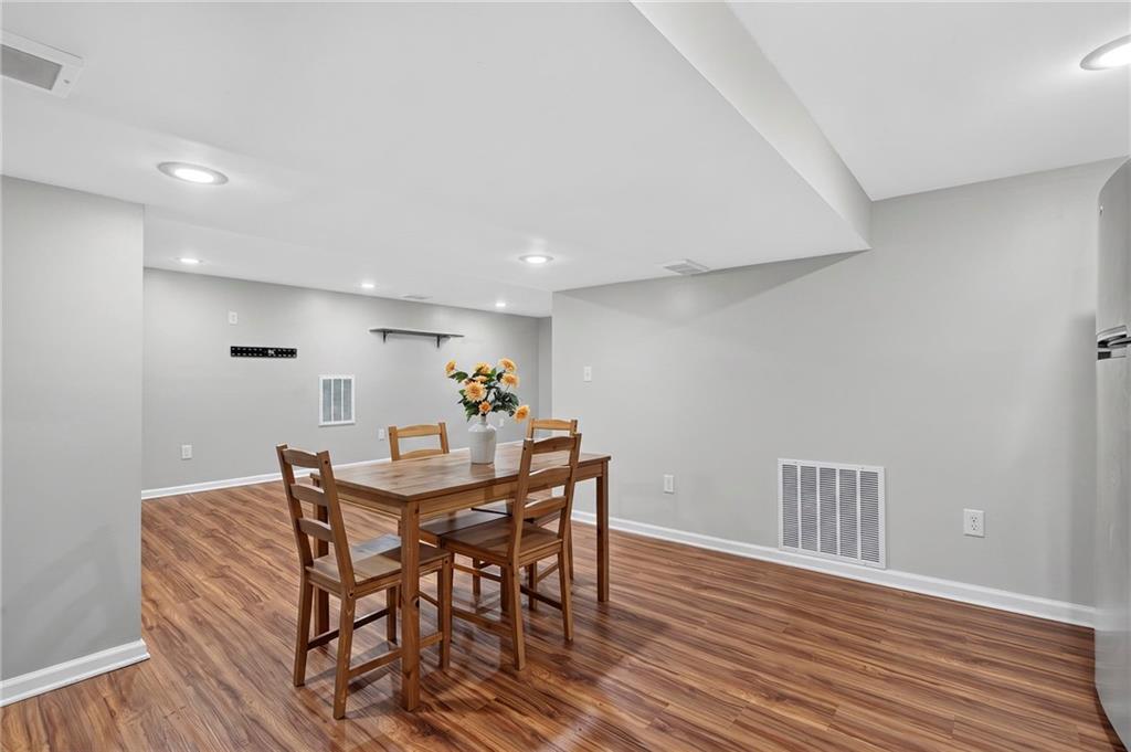 12918 Sycamore Avenue Property Photo 28