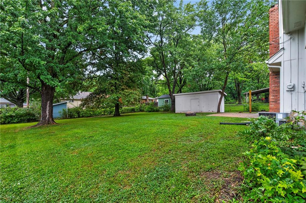 12918 Sycamore Avenue Property Photo 31