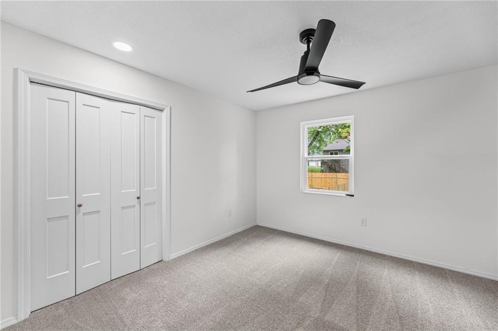 1926 E Cedar Street Property Photo 16