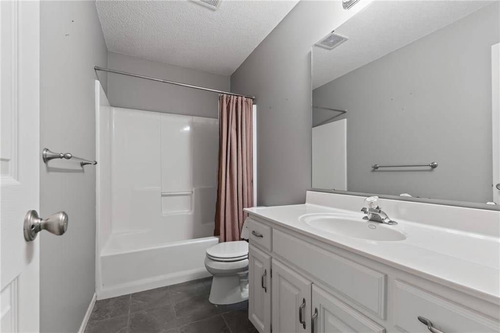 15780 S Bradley Drive Property Photo 13