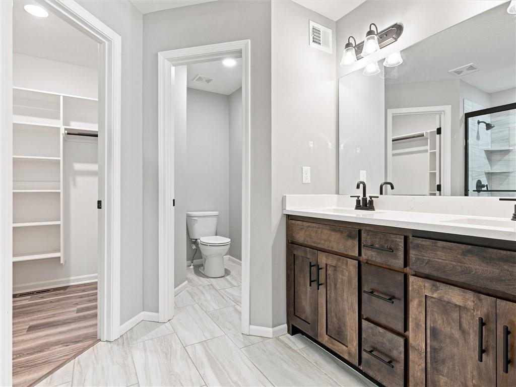 800 Wright Street Property Photo 15