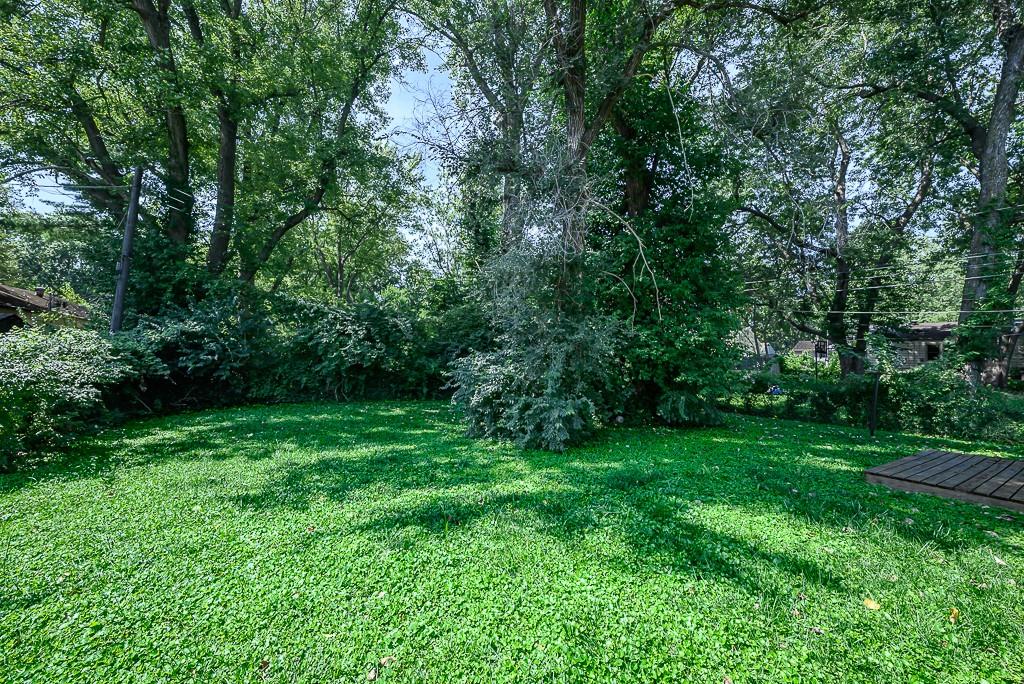 8213 Ruskin Way Property Photo 15