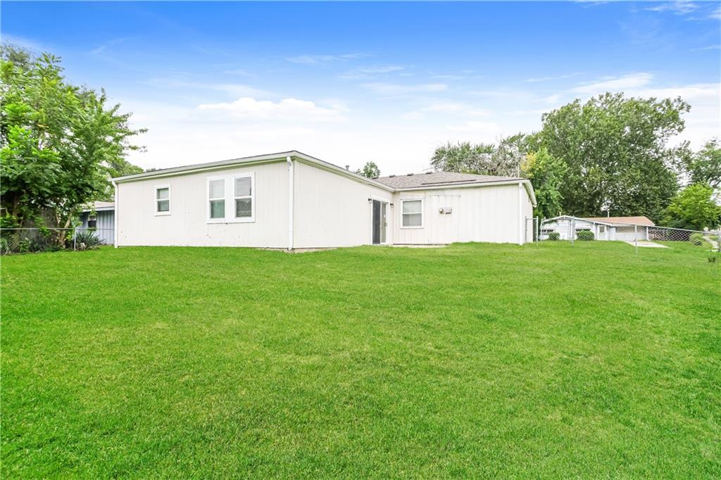 807 N Ponca Drive Property Photo 15