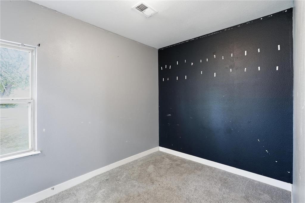 306 W Walnut Street Property Photo 20