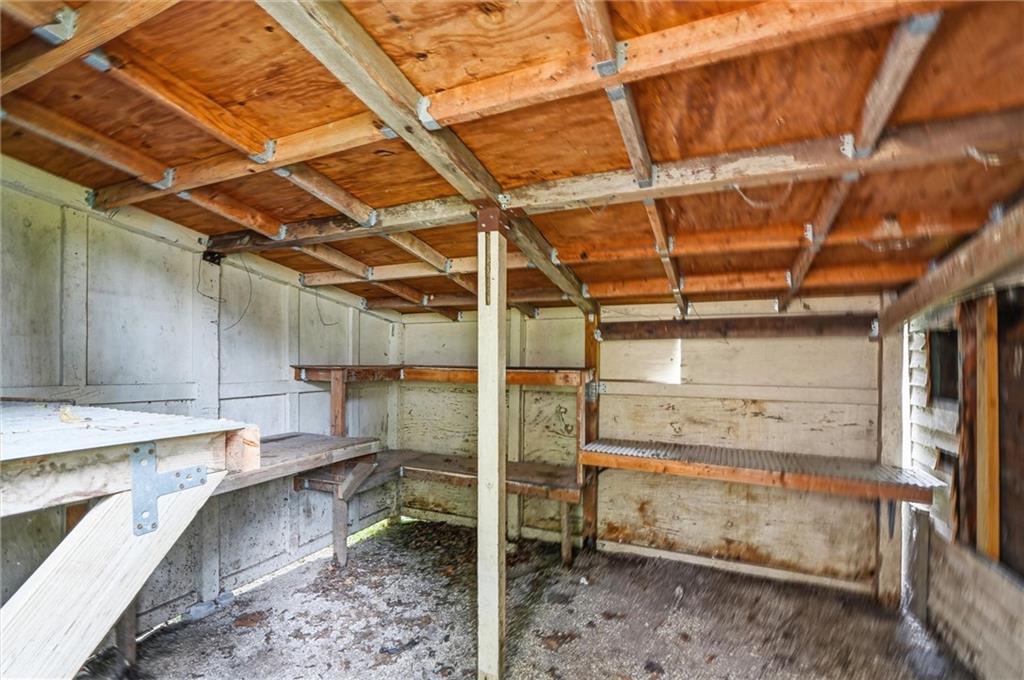 306 W Walnut Street Property Photo 31