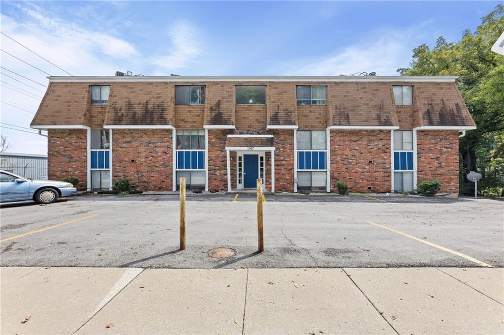 1507 High Grove Road Property Photo 1