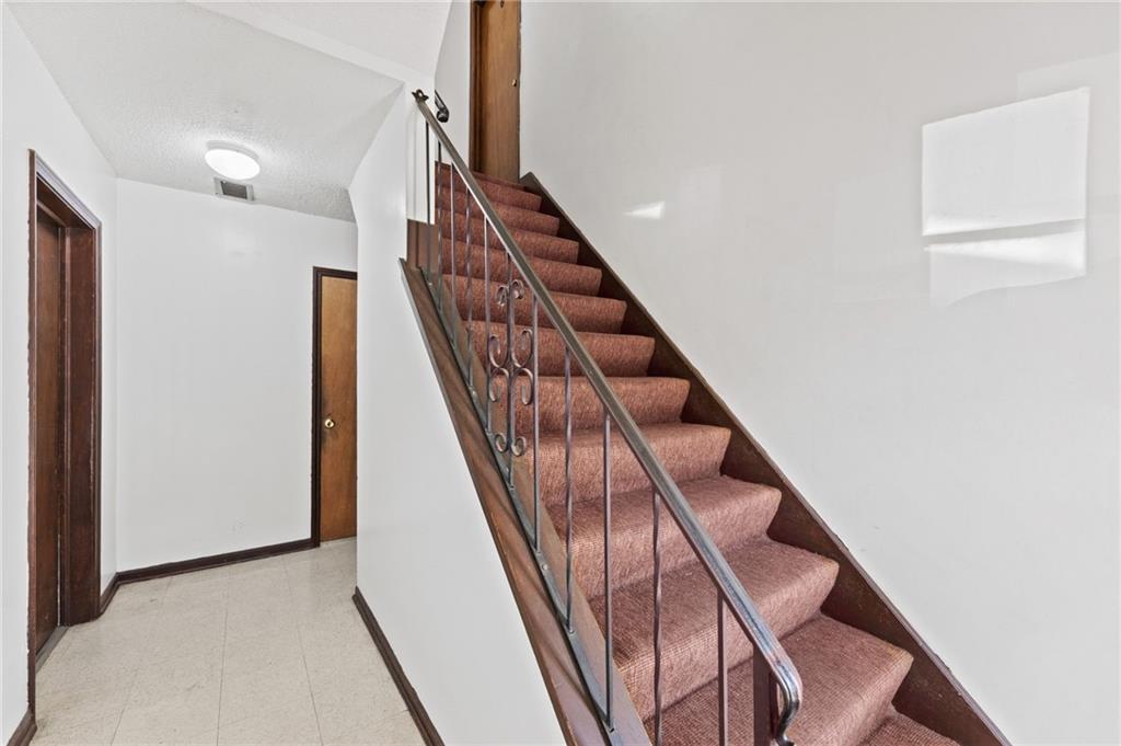 1507 High Grove Road Property Photo 7