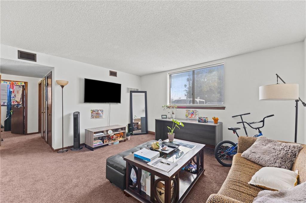 1507 High Grove Road Property Photo 9