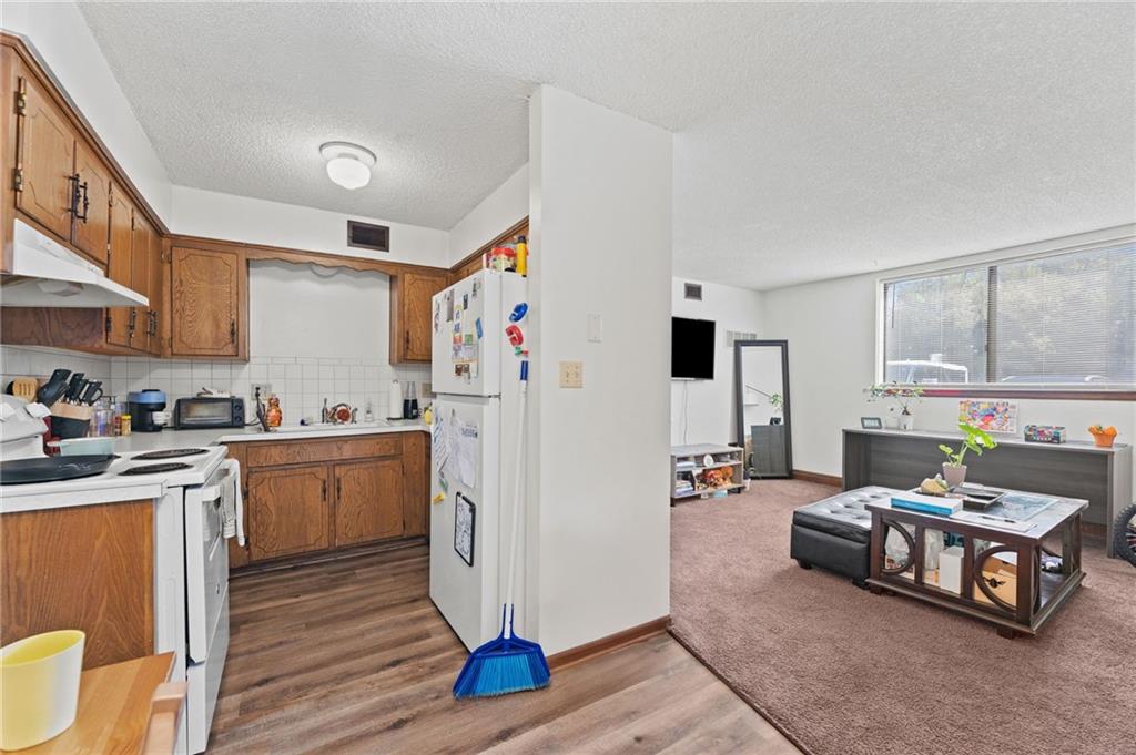 1507 High Grove Road Property Photo 12