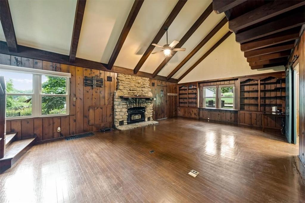 1 Anchor Drive Property Photo 8