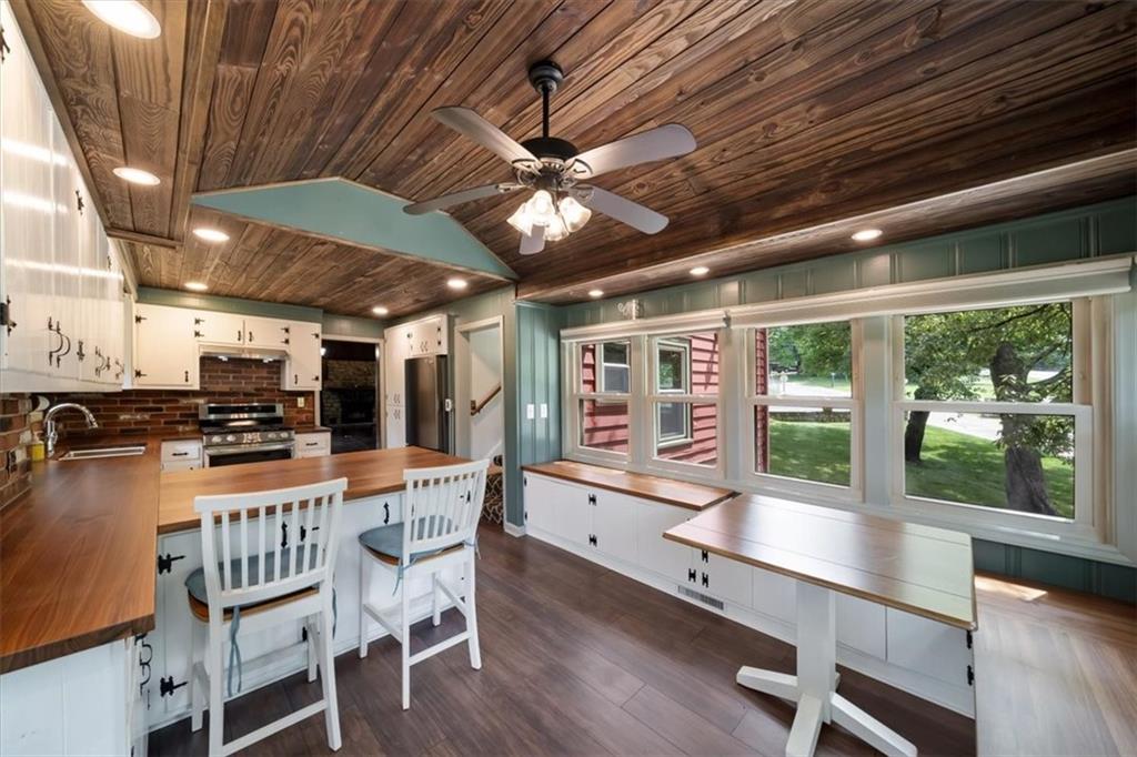 1 Anchor Drive Property Photo 15