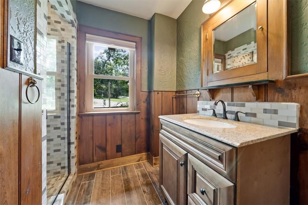 1 Anchor Drive Property Photo 17