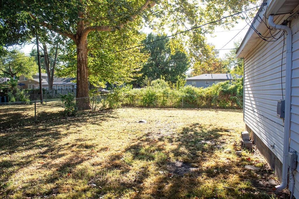 102 Warwick Road Property Photo 29