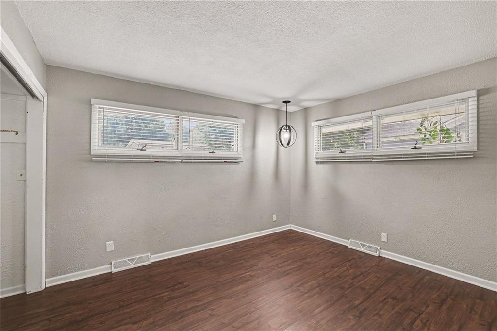 16 Overhill Drive Property Photo 13