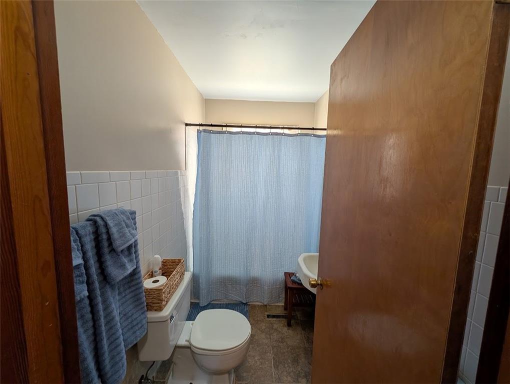 618 N Cherry Street Property Photo 6
