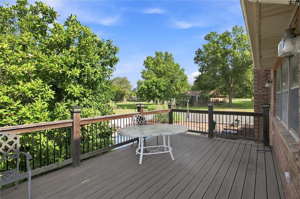 6 Willowgreen Drive Property Photo 15