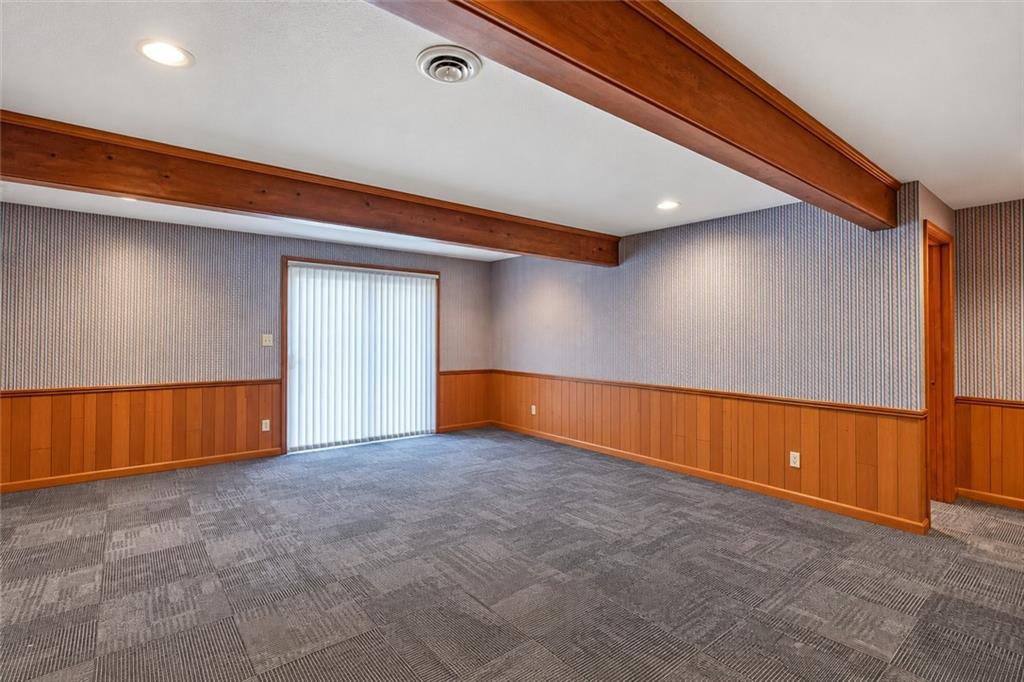 6 Willowgreen Drive Property Photo 29