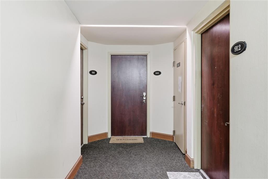 3838 Rainbow Boulevard Property Photo 4