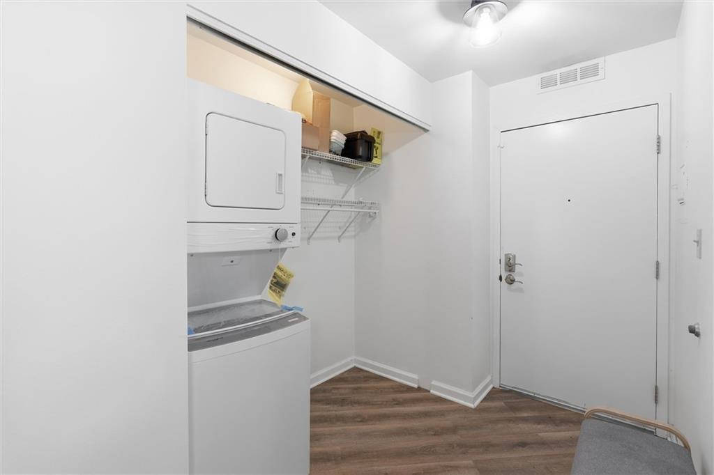 3838 Rainbow Boulevard Property Photo 16
