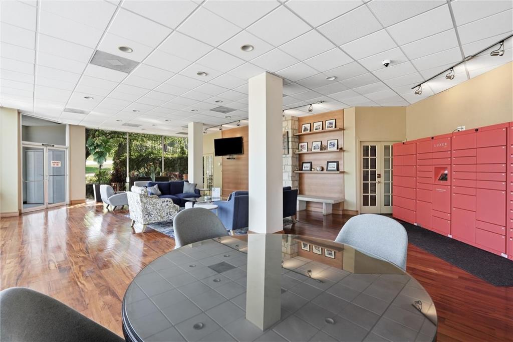 3838 Rainbow Boulevard Property Photo 29