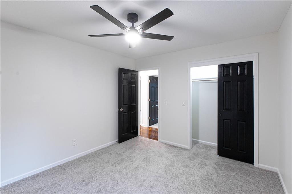 2 E 127th Terrace Property Photo 19