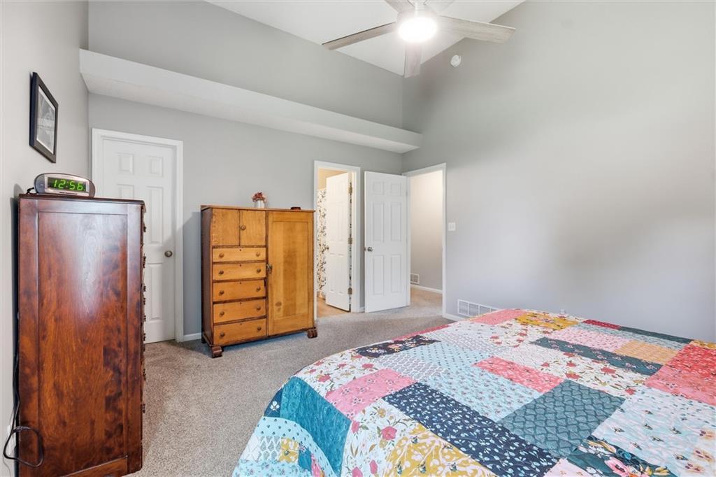 13710 Hunter Drive Property Photo 18