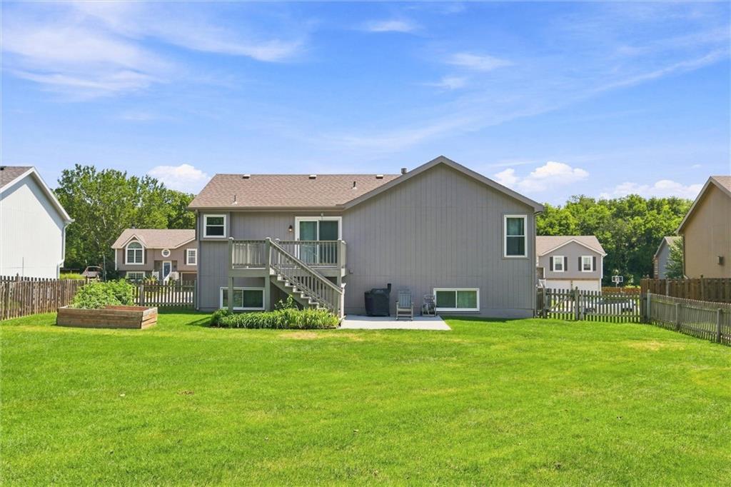13710 Hunter Drive Property Photo 35