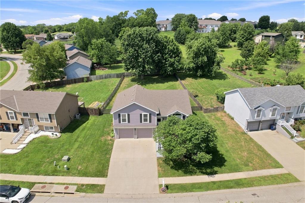 13710 Hunter Drive Property Photo 38