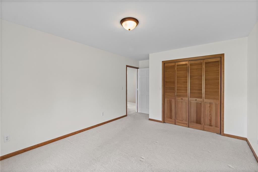 111 Walnut Drive Property Photo 28
