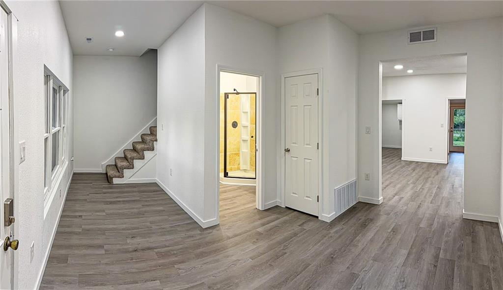 1203 S Massachusetts Avenue Property Photo 15