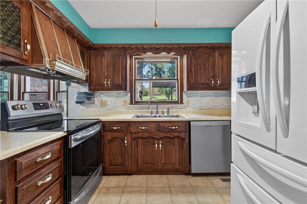 956 Nw 1401 Road Property Photo 22