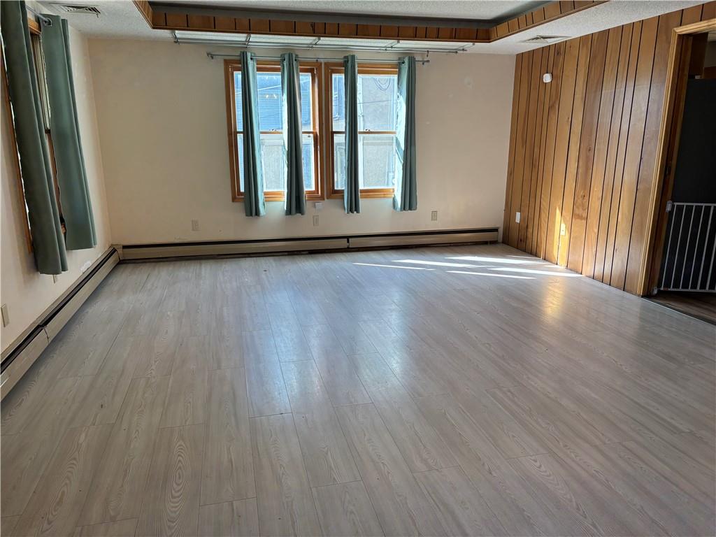 106 S Park Avenue Property Photo 12
