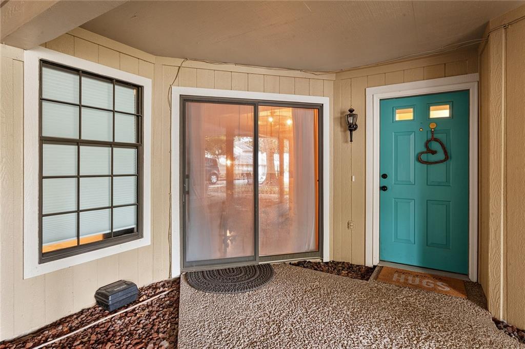 12220 Holmes Lane Property Photo 5